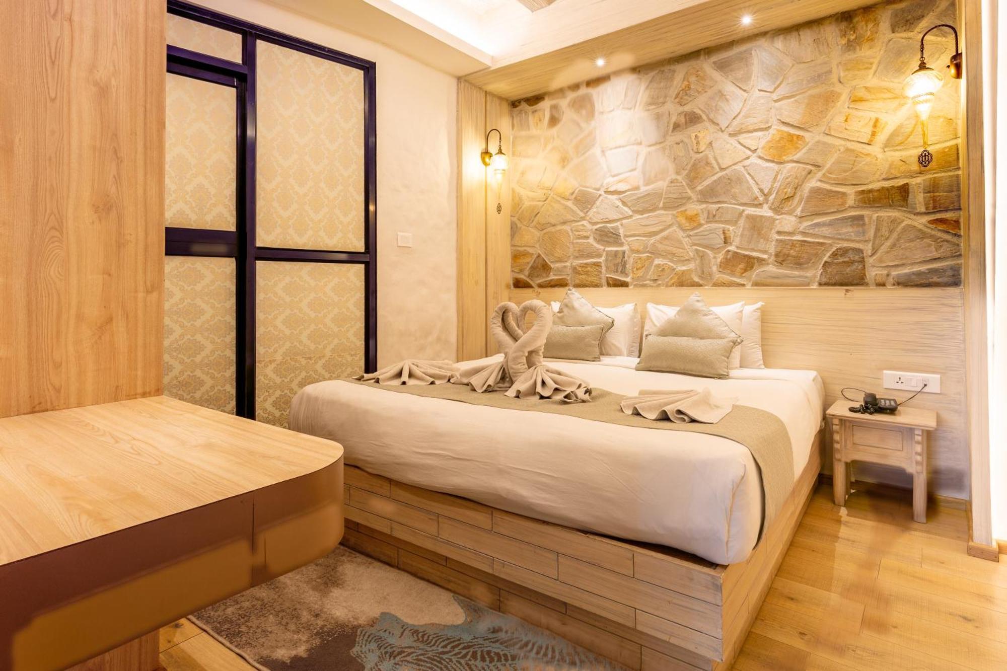 Arushi Boutique Hotel Katmandou Extérieur photo