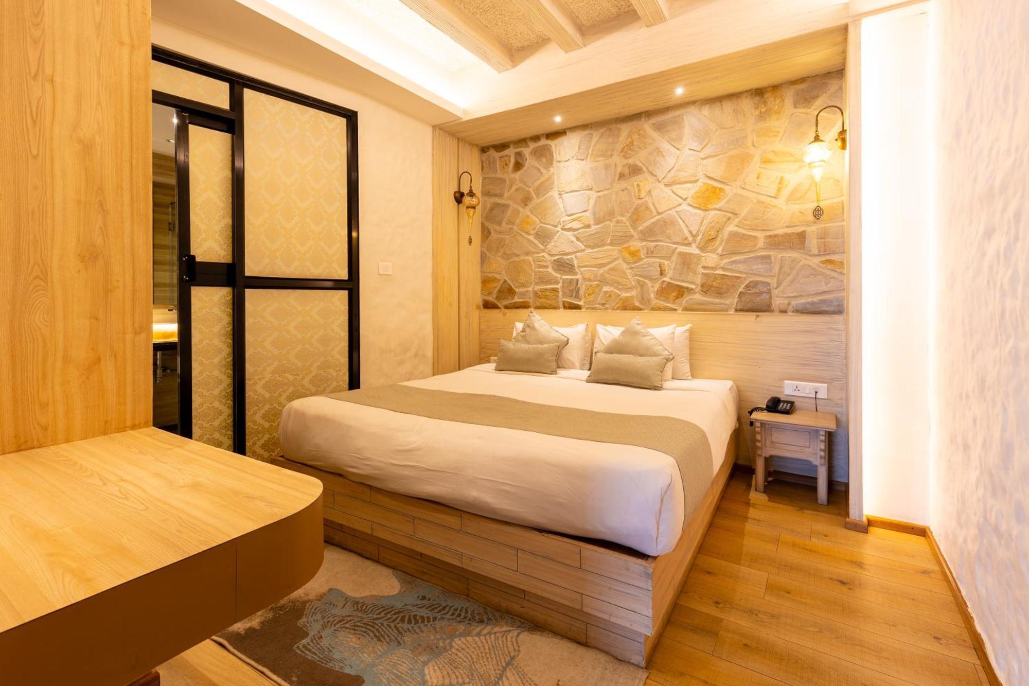 Arushi Boutique Hotel Katmandou Extérieur photo