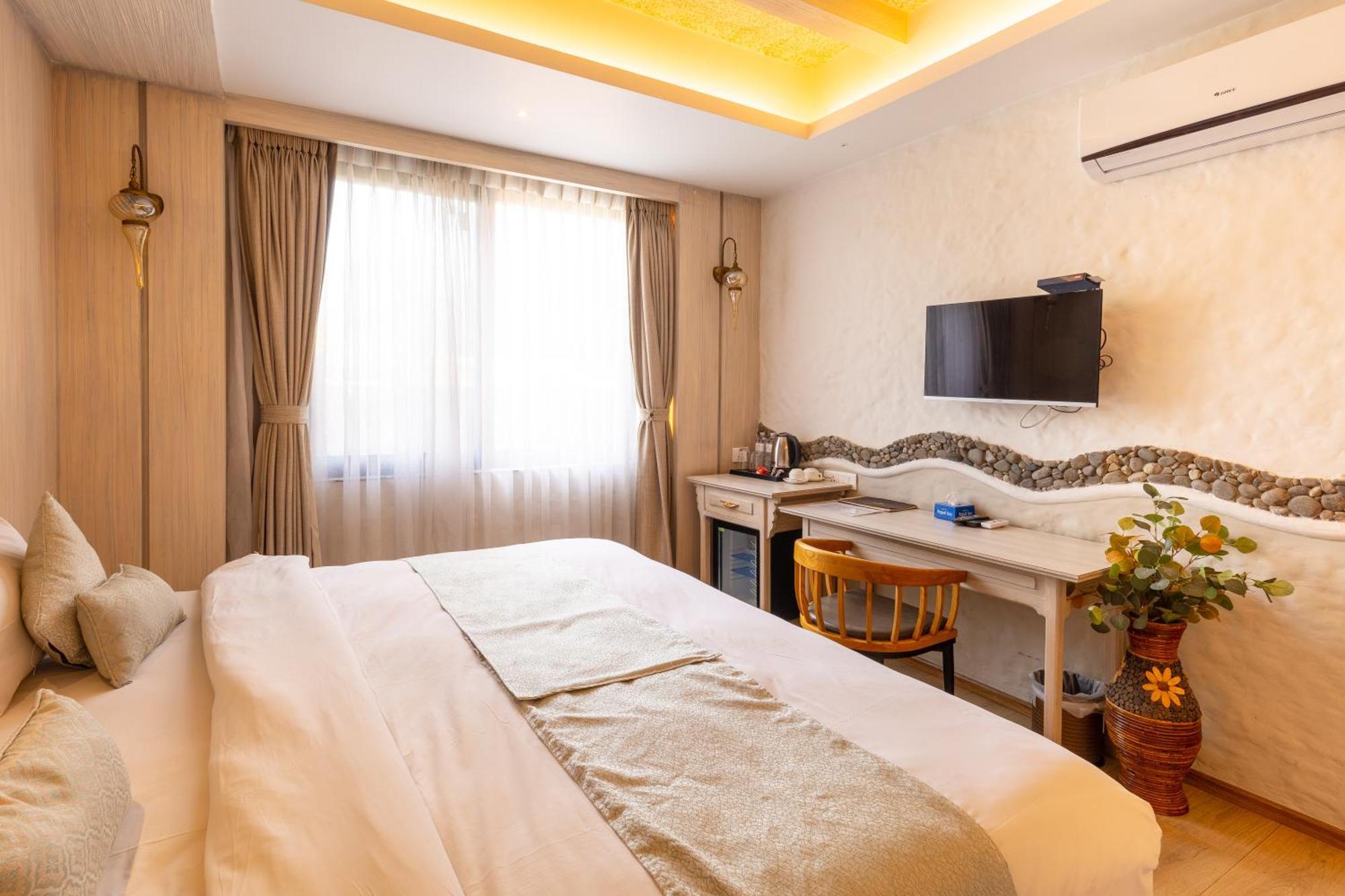 Arushi Boutique Hotel Katmandou Extérieur photo